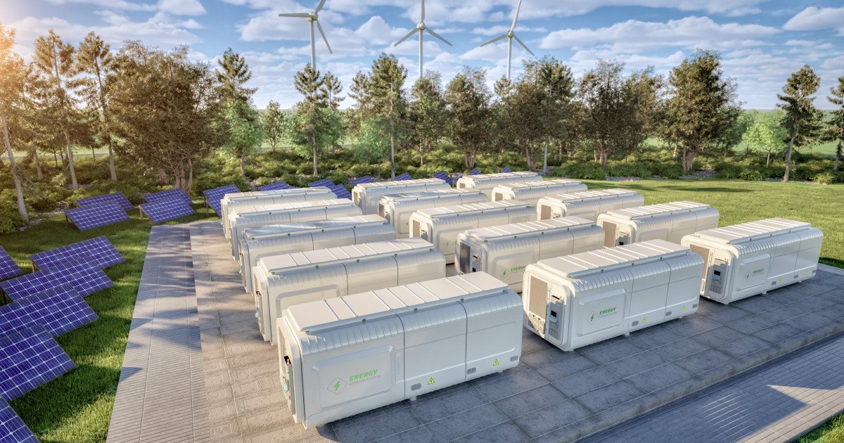 România face un pas important spre modernizarea și decarbonizarea sistemului său energetic, odată cu aprobarea de către Comisia Europeană a schemei de sprijin ce permite alocarea unui buget de 150 de milioane de euro pentru dezvoltarea infrastructurii de stocare a energiei electrice