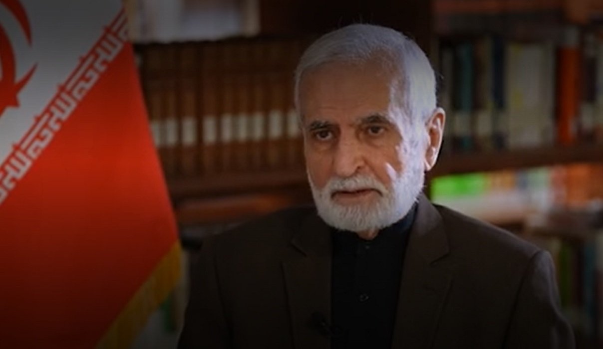 Teheranul pregătit pentru război de durată: oficial iranian avertizează SUA și amenință cu atacuri în Golf Tensiunile dintre Iran și Statele Unite ating un nou nivel de gravitate, după ce un oficial de rang înalt de la Teheran a lansat avertismente dure, sugerând că republica islamică este pregătită pentru un conflict prelungit și nu exclude utilizarea forței pentru a-și proteja interesele în regiune