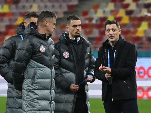 Rădoi descoperă cauza problemelor FCSB-ului după debut cu Metaloglobus: „Suferim”, Olaru a fost epuizat