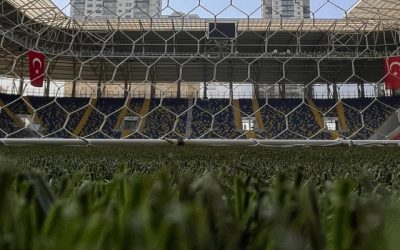 MTAyYTJkNzQzZGQyNTM2MDEyMTBlZWVmNTM.thumb_.jpg - StiriAlese