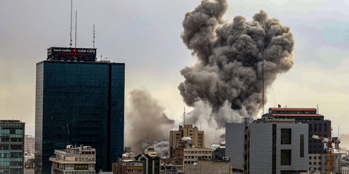 Motivul-pentru-care-Iranul-a-inceput-atacurile-asupra-EAU-si-Arabiei-Saudite.-Analiza-strategica-.jp_.jpeg - StiriAlese