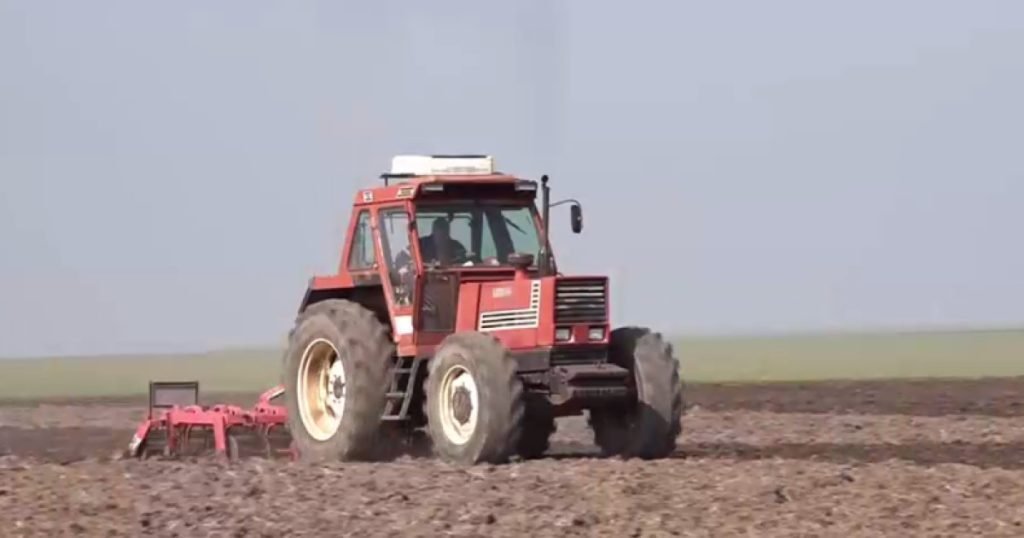 Producătorii agricoli din România se confruntă cu o nouă amenințare: creșterea costurilor pentru carburanți, cauzată de războiul din Orientul Mijlociu