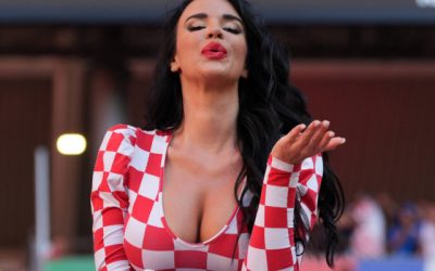 ODAmemM9MSZoYXNoPWQxMjg3OTJkNTI4OGFhZWYzN2I5ZTExOTY0ZDQyNjA4.thumb_.jpg - StiriAlese