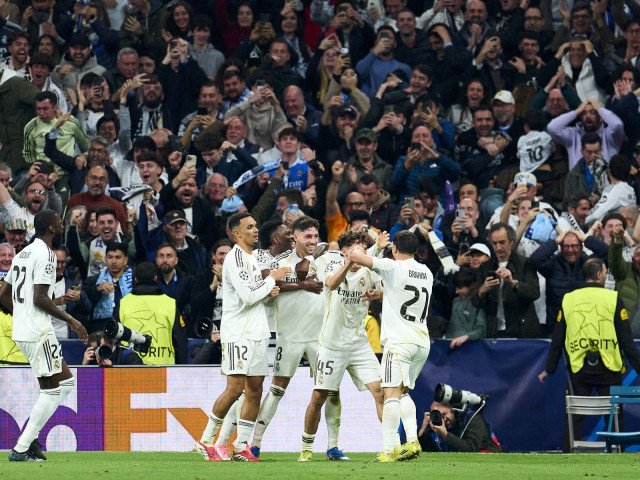 OGVkNTkyNTYwZmQ0YjQ4ZTBlNjdlZGExYTFiYzVmZQ.thumb_.jpg - StiriAlese