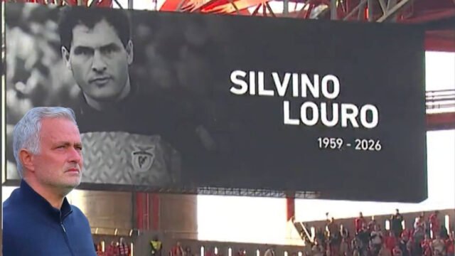 José Mourinho, emoționat până la lacrimi în memoria lui Silvino Loro, membru al staff-ului tehnic Anul acesta, scena fotbalistică portugheză a fost marcată de un moment plin de sinceritate și emoție, atunci când antrenorul portughez José Mourinho nu a putut să-și stăpânească lacrimile în timpul unui moment de pace premergător meciului dintre Benfica și Vitoria de Guimarães