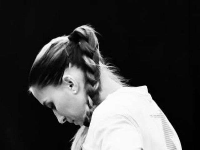 PTQ4MCZ6Yz0xJmhhc2g9YjQ0ZWZlODMwYWIzOTcwMDFmZTcyZmY2ODQ5NDI0MzQ.thumb_.jpg - StiriAlese