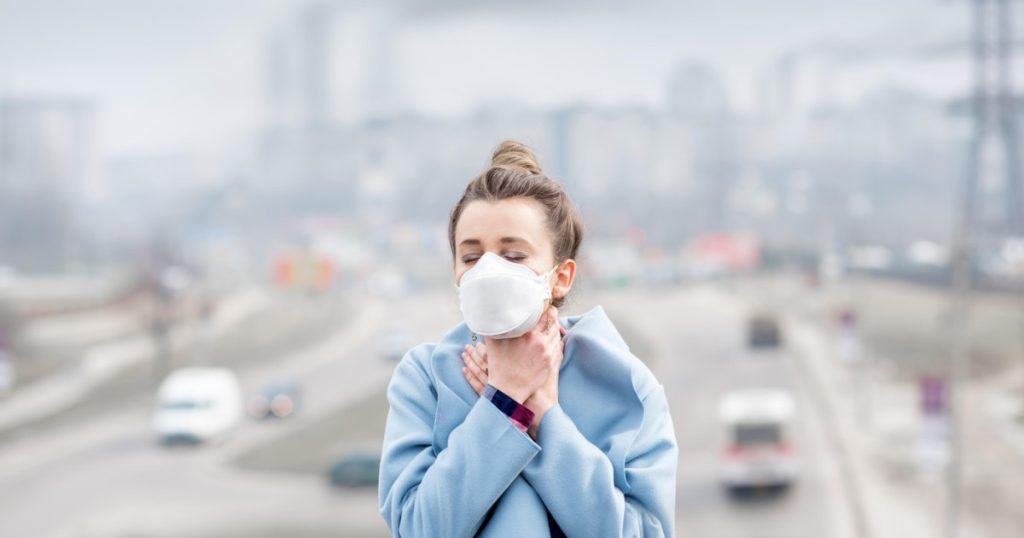 Poluarea aerului și zgomotul din mediul urban, împreună cu expunerea la substanțe chimice toxice, reprezintă nu doar o amenințare pentru mediul înconjurător, ci și un pericol serios pentru sănătatea mintală