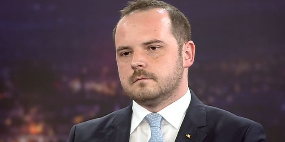 PTYzMCZ6Yz0xJmhhc2g9ODE3ODI1ZGMxMzRiMjIwZmE4OGM2MjA1MTU5YTMyMzM.thumb_.jpg - StiriAlese