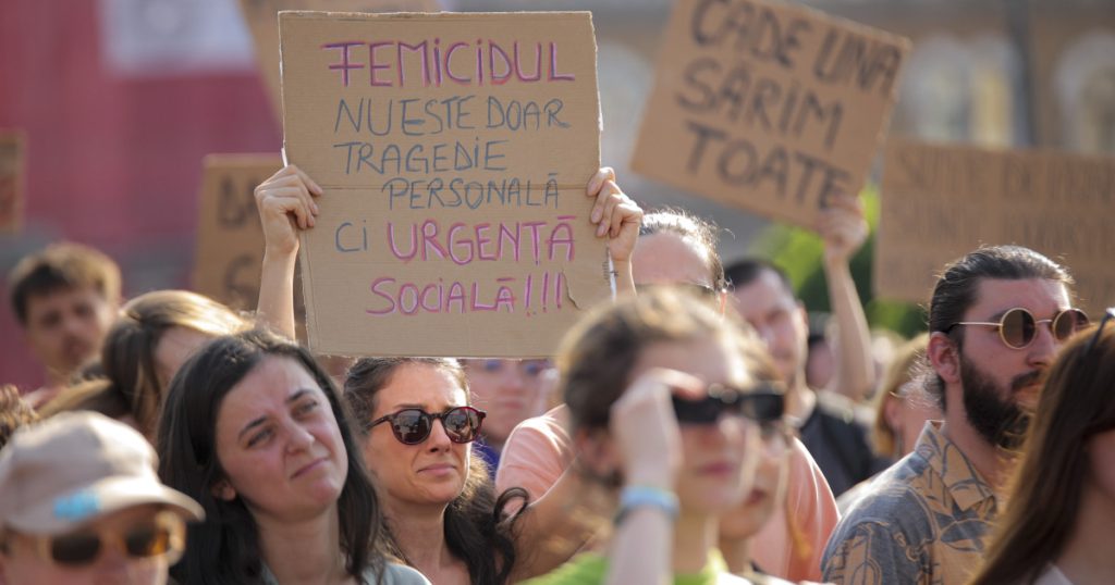 „Legea femicidului” a fost adoptată de Parlament: pedepse cu ani multi de închisoare sau chiar detenție pe viață