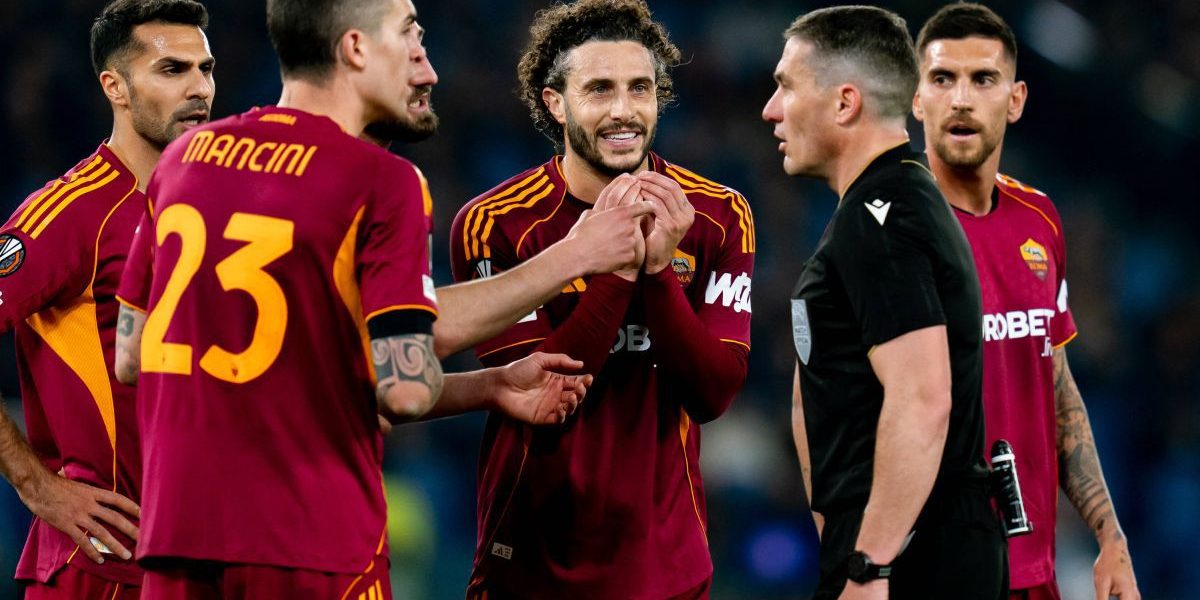 „Penalty-urile le-a văzut fără a avea nevoie de VAR”