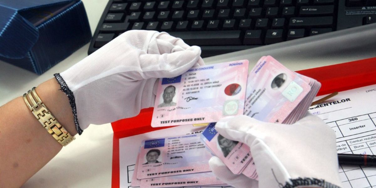 Problema-pe-care-au-semnalat-o-romanii-la-sectiunea-permise-auto-pe-noua-platforma-fara-hartie.gov_.jpeg - StiriAlese