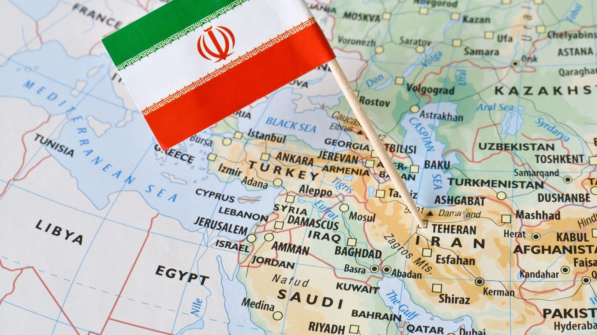 Iranul avertizează Uniunea Europeană: sprijinul pentru operațiunile SUA și Israelului atrage consecințe grave Tensiunile din Orientul Mijlociu se intensifică, iar Teheranul a lansat un avertisment clar către statele membre ale Uniunii Europene, într-un moment în care Statele Unite și Israelul au inițiat operațiuni militare în regiune