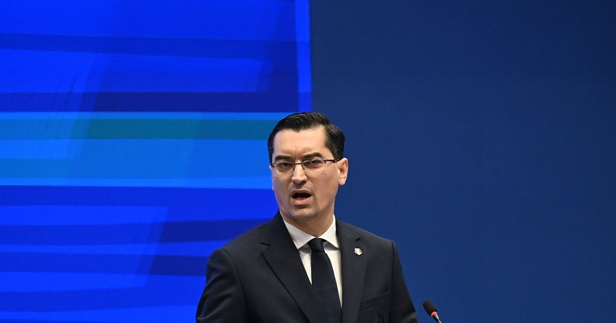 „Cele 5 voturi pot fi 5 dosare” Răzvan Burleanu, amenințat cu procese: „Sperăm să se țină de cuvânt și Gigi Becali”