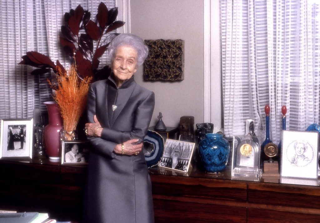 Rita Levi-Montalcini: O viață dedicată științei în ciuda persecutiilor regimului fascist În 1938, Italia lui Benito Mussolini a adoptat legislația rasistă care a marcat o perioadă întunecată pentru minoritatea evreiască