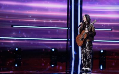 Românii au talent, 27 martie 2026. Sabina Bucea și-a învins timiditatea doar cu o chitară și cu vocea ei liniștitoare. Carmen Tănase s-a dus cu gândul direct la Joan Baez: „Se întâmplă chestii paranormale pe aici”