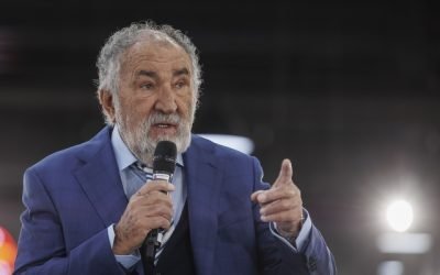Șase miliardari români, între cei mai bogați din lume, printre ei Țiriac, Dedeman și UiPath