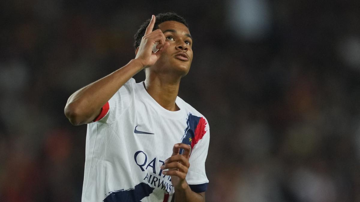 Senny Mayulu sort sur blessure