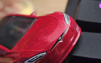 Tesla-1.jpg - StiriAlese