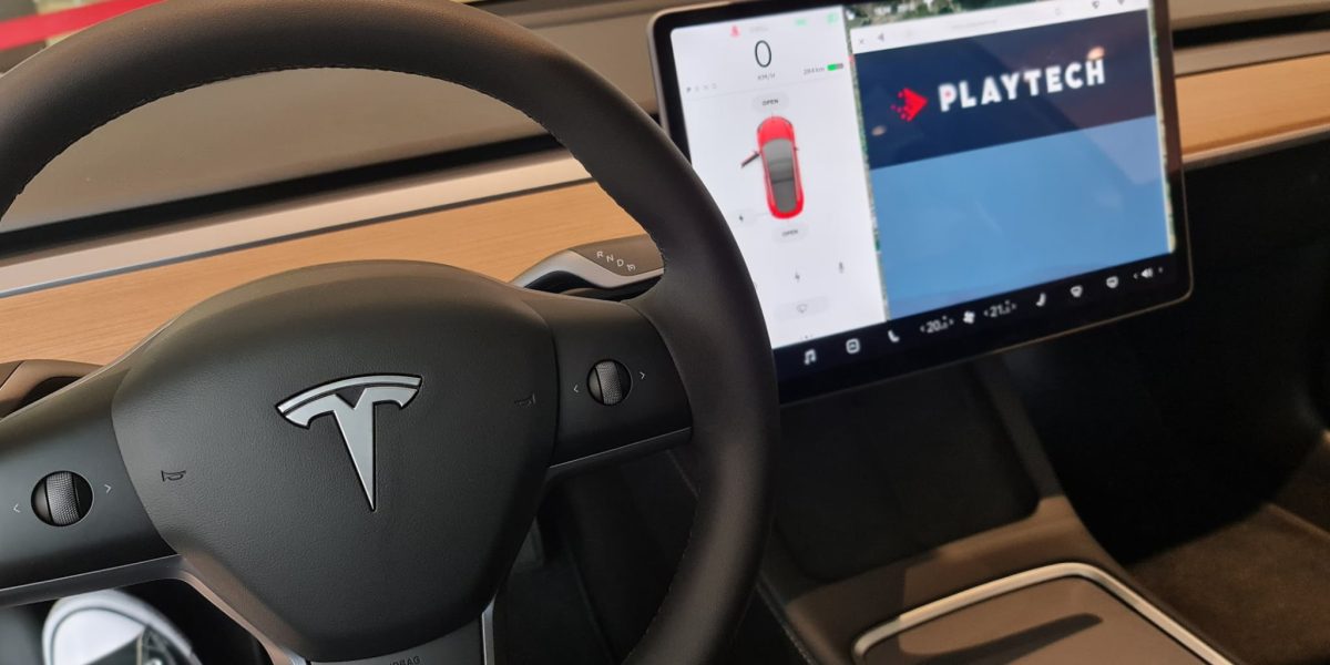 Tesla-2025-Playtech.jpg - StiriAlese