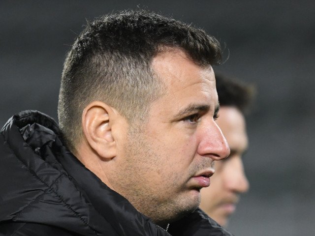 Ianis Zicu, în pericol la Farul? Reacții imediate ale clubului Situația sportivă și de conducere de la FC Farul Tulcea a devenit recent subiect de discuție aprinsă în rândul fanilor și oficialilor din fotbalul românesc