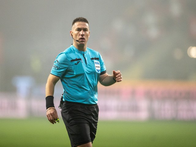 Marius Avram critică dur decizia arbitrului Szabolcs Kovacs în meciul cu Prunea