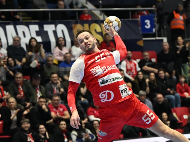 Dinamo – Kolstad, live la Digi Sport 3, ora 19:45. „Dulăii” au o victorie în CL