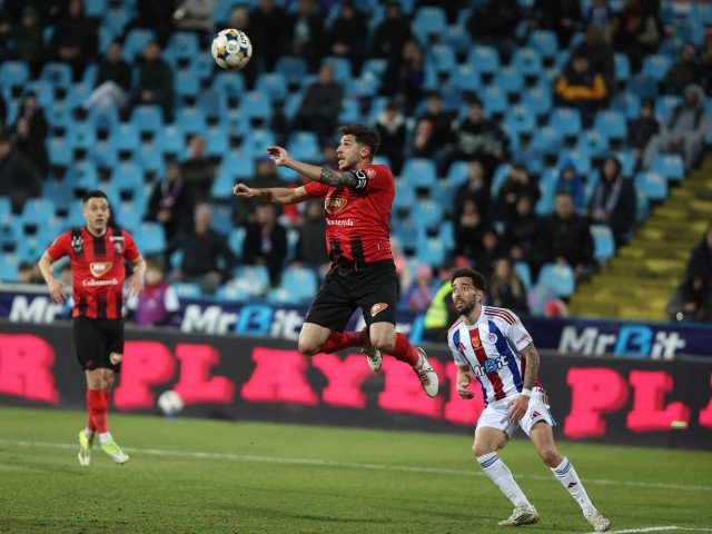 aD00ODAmemM9MSZoYXNoPWViNTk0MTc4ZDM0YjFkMzQwMDY5ZmJkMGYwYzMyZjI3.thumb_.jpg - StiriAlese