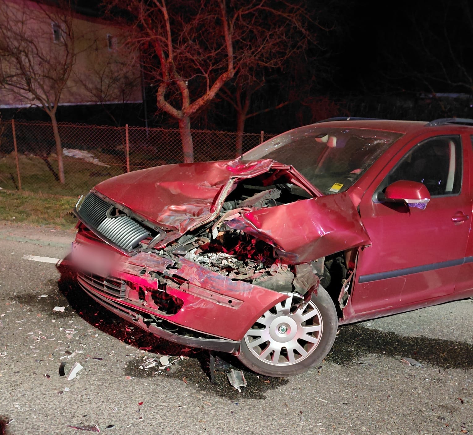 Tragedie pe șoselele din Cluj: două victime, o fetiță de trei ani și un bărbat de 34 de ani, și-a pierdut viața într-un accident rutier extrem de grav petrecut duminică după-amiază pe DN1, în apropierea localității Cășeiu