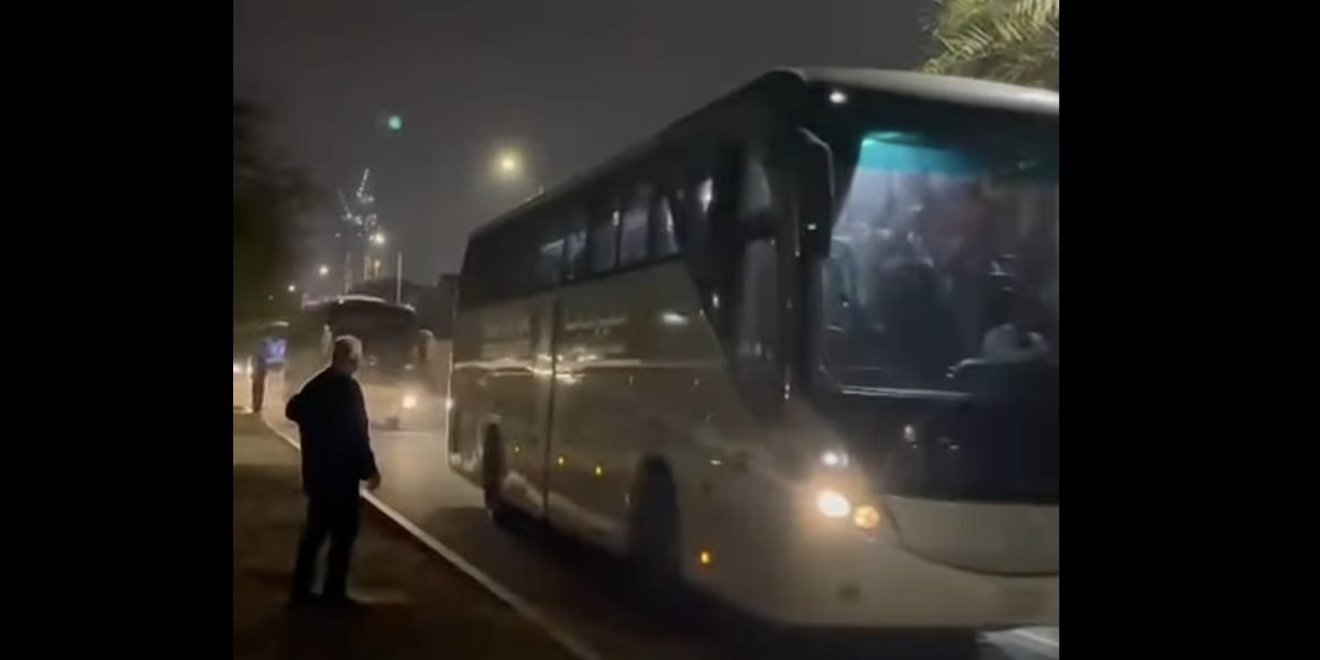 autocare-romani-orientul-mijlociu.jpg - StiriAlese