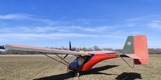 Un cetățean ucrainean de 31 de ani, care a fost descoperit sâmbătă dimineață în municipiul Suceava, a captat atenția autorităților române după ce ar fi trecut ilegal frontiera din Ucraina, la bordul unui avion de mici dimensiuni