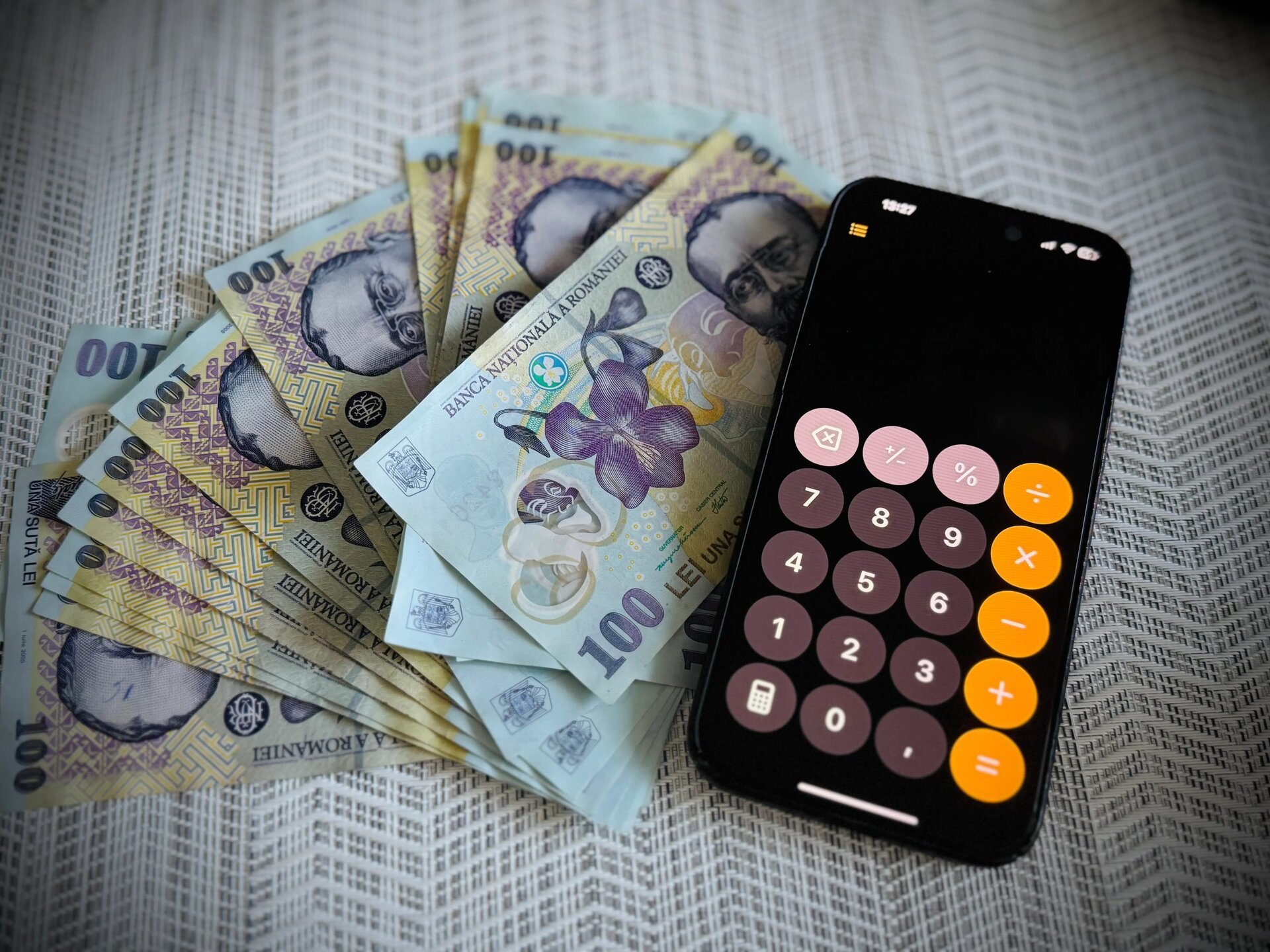 Fondul Național de Garantare a Creditelor pentru Întreprinderile Mici și Mijlocii (FNGCIMM) a anunțat, joi, lansarea unui nou produs de garantare destinat sprijinirii antreprenorilor români: INSTANT IMM