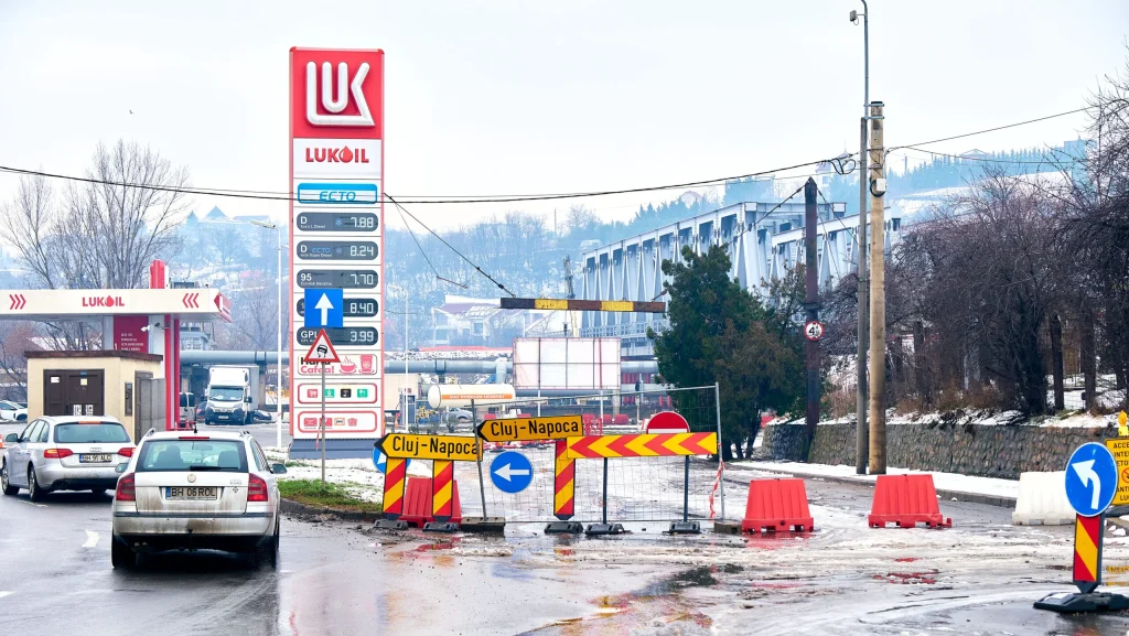 Prețurile carburanților din România au înregistrat, în weekend, noi creșteri, afectând bugetele șoferilor din întreaga țară
