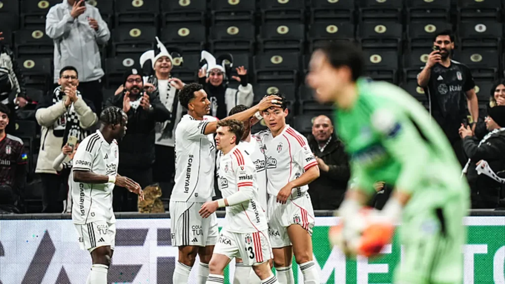 Beşiktaş-Kasımpaşa LIVE: Al doilea sfert al partidei începe