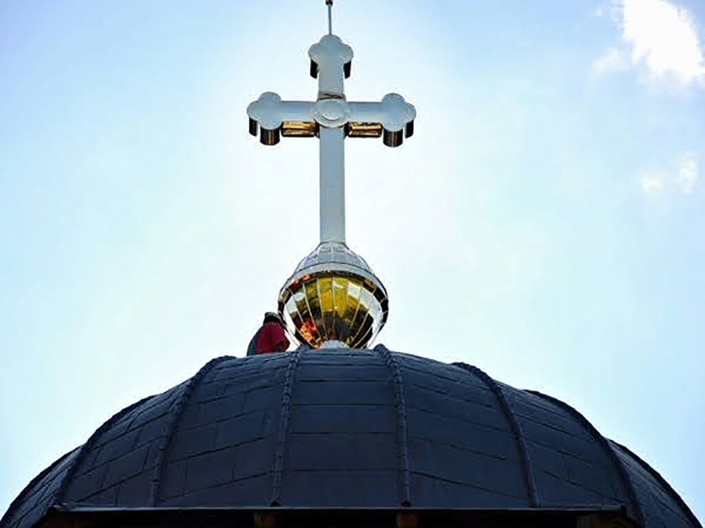 Ziua de 9 martie rămâne un moment de profundă semnificație în conștiința românească, marcând, simultan, o sărbătoare religioasă și un moment de aducere aminte a suferinței celor ce au luptat pentru credință și libertate