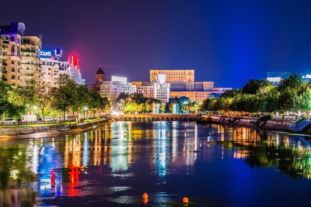 Piața chiriilor din București evoluează constant, însă dinamica locală și cererea se schimbă odată cu noile priorități ale chiriașilor și cu dezvoltările urbanistice ale orașului
