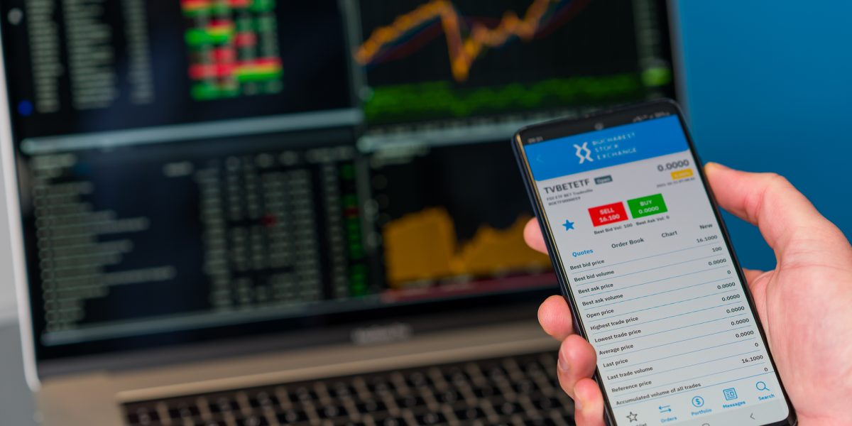 Bursa de la București crește cu 1,3% după scăderea de marți, aliniată cu bursele europene