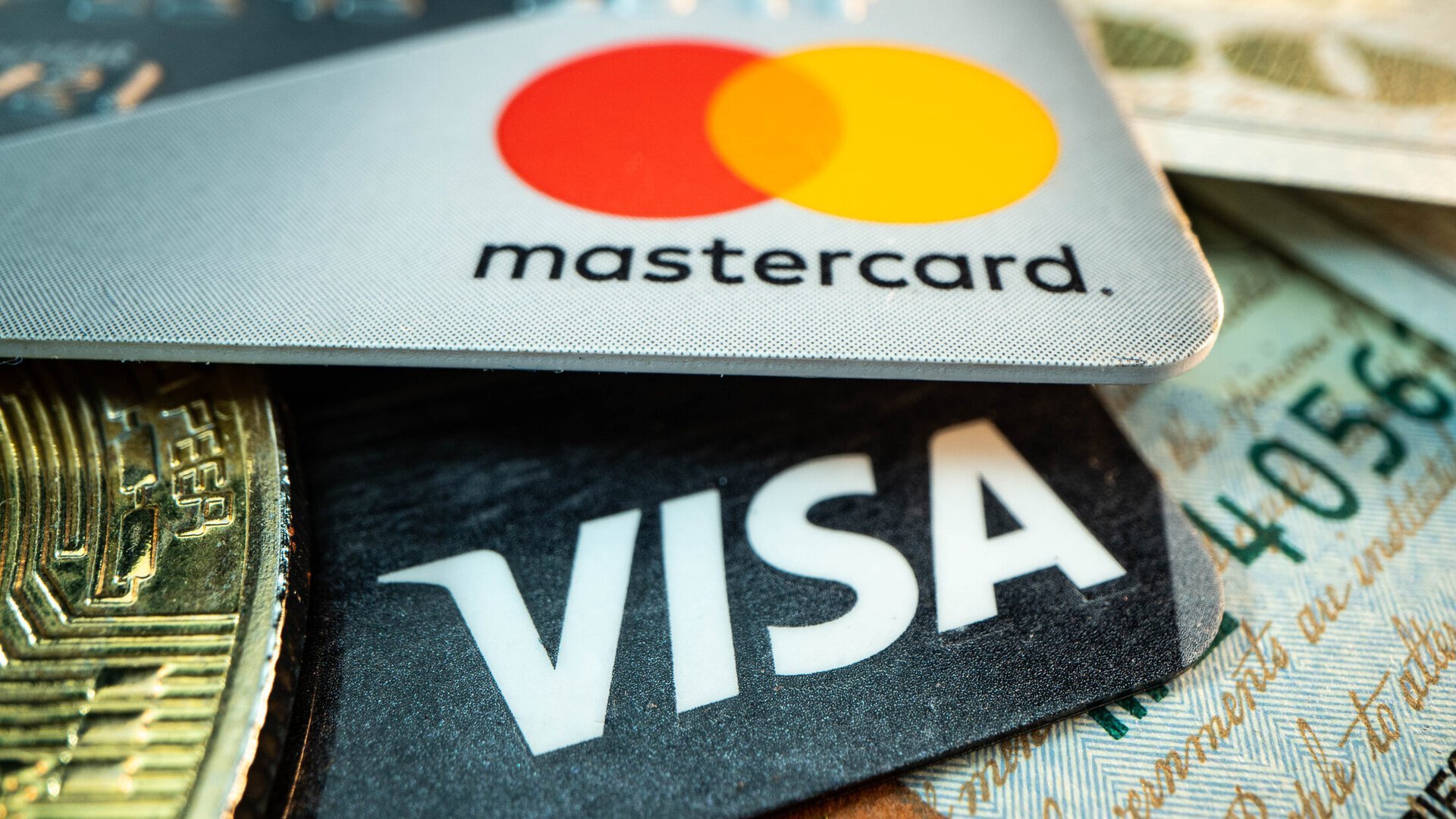 Dependenta Europei de Visa și Mastercard: O amenințare la adresa suveranității financiare Europa se confruntă cu o provocare critică: dependența excesivă de sistemele internaționale de plăți controlate de companii americane precum Visa și Mastercard