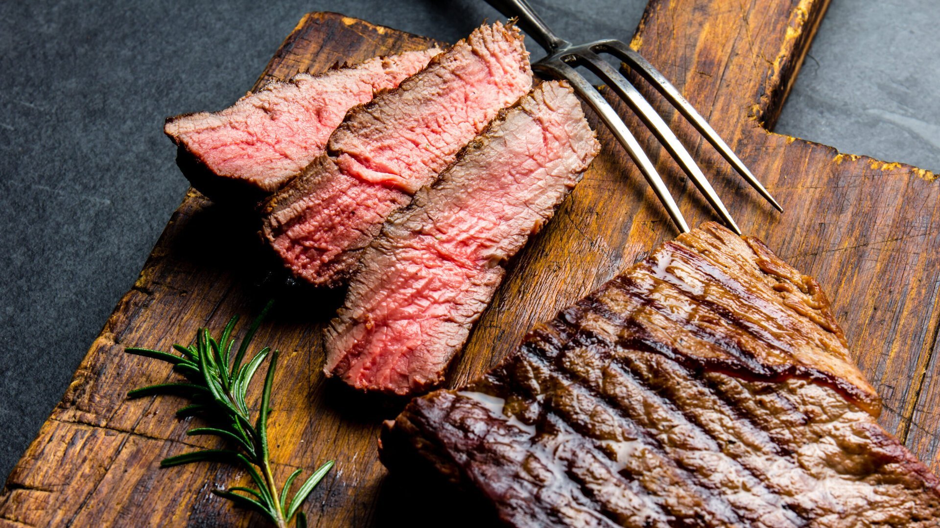 Transportul unei încărcături de 80 de tone de carne de vită contaminată a accentuat vulnerabilitatea sistemului de control al siguranței alimentare din Uniunea Europeană, aducând în prim-plan o problemă sensibilă din domeniul agricol și al industriei alimentare