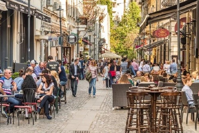 Autoritățile din București au desfășurat o amplă acțiune de control și verificare în centrul istoric al orașului, având drept scop consolidarea ordinii publice și asigurarea respectării legislației în domeniu economic și de protecție a consumatorilor