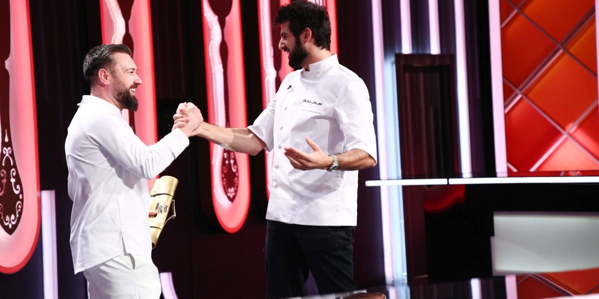 chef-richard-a-dat-cutitul-de-aur-aseara2-scaled.jpg - StiriAlese