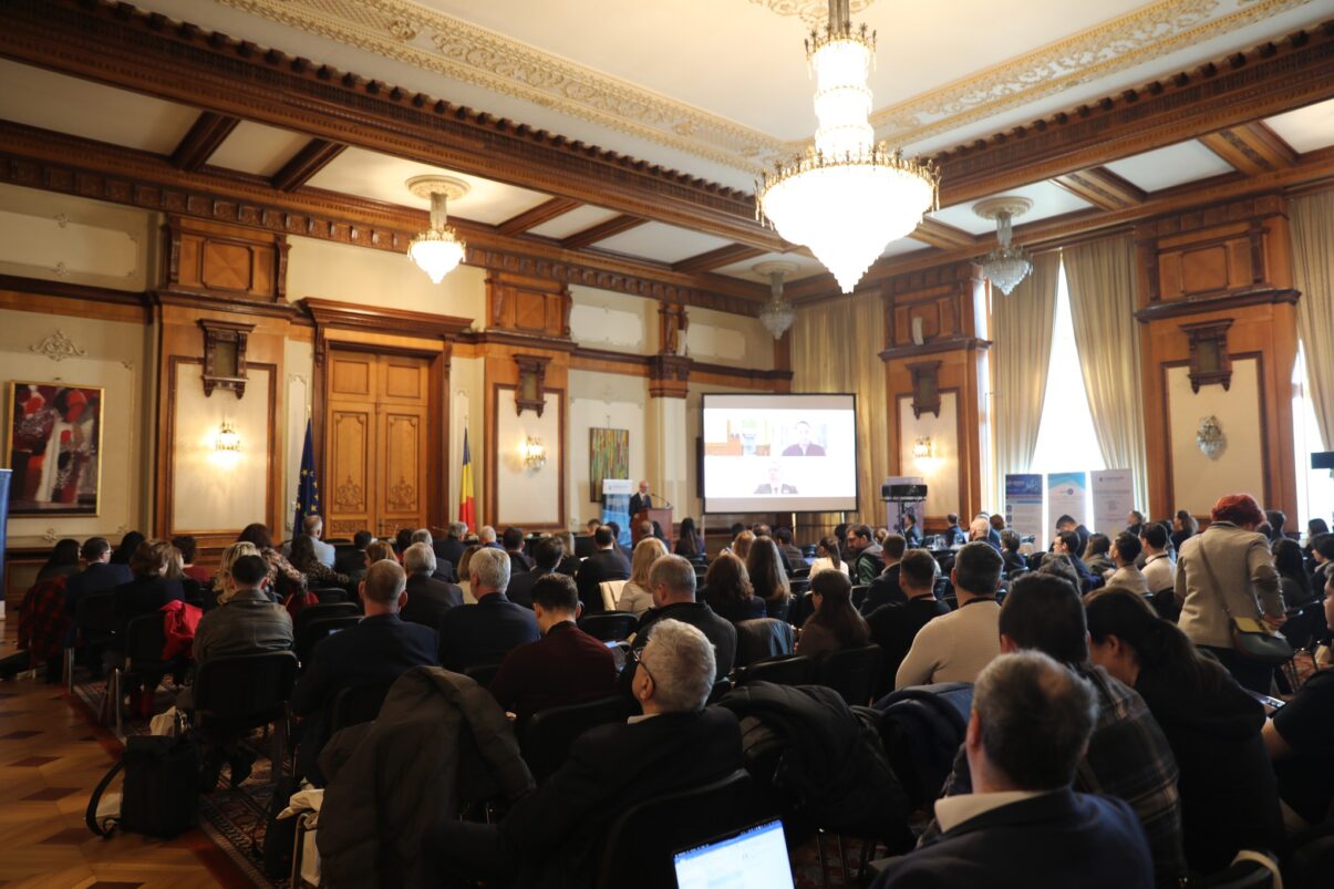 Bucureștiul devine centru de discuție pentru noile reguli europene în domeniul securității produselor digitale Într-un context în care amenințările cibernetice devin din ce în ce mai sofisticate, Europa își consolidează legislația pentru a asigura protecția consumatorilor și a infrastructurii digitale