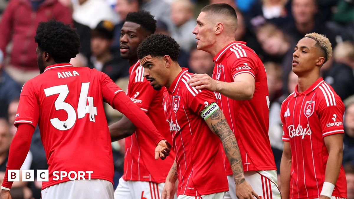Tottenham, încrâncenată în ofensivă, pierde pe propriul teren în fața lui Nottingham Forest Tottenham Hotspur a suferit o înfrângere dureroasă, scor 0-2, în fața echipei Nottingham Forest, într-un meci extrem de tensionat disputat pe stadionul lor