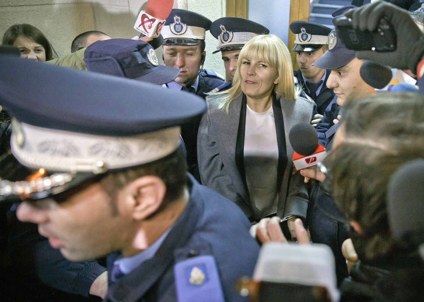 Elena Udrea, fost ministru și o figură marcantă a politicii românești, a făcut recent dezvăluiri emotionante despre perioada petrecută în închisoare și impactul acesteia asupra vieții sale