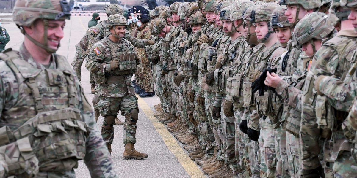 Statele Unite intenționează să trimită avioane și militari la Kogălniceanu, CSAT se reunește