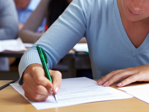 examen-2-shutterstock-1.jpg - StiriAlese