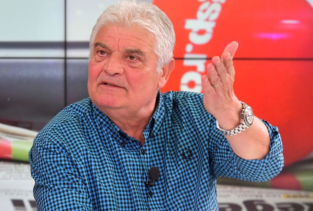 Ioan Andone, fostul internațional și antrenor cu experiență, și-a expus viziunea despre formația ideală pentru meciul crucial dintre România și Turcia, programat joi, 26 martie, în Istanbul