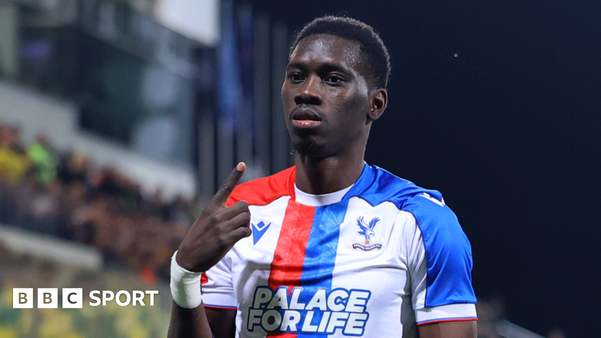 Sarr trimite Crystal Palace în sferturi cu dubla la Larnaca