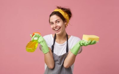 femeie-de-serviciu-scaled.jpg - StiriAlese