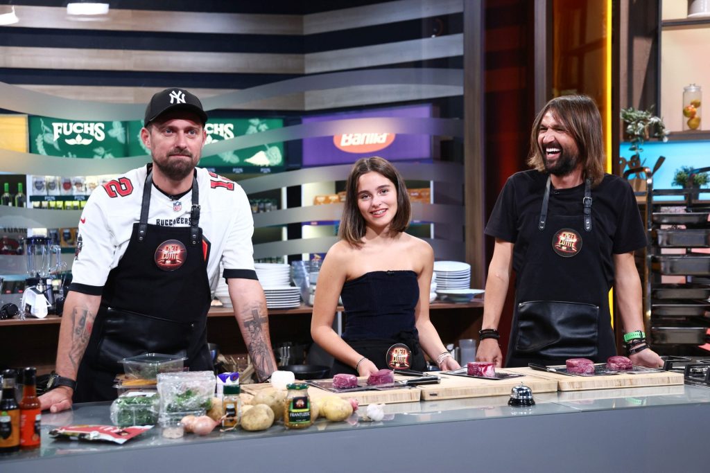 Chefi la cuțite pregătește o întrecere intensă în ediția de diseară, în care penultima amuletă a sezonului va fi pusă în joc, iar riscul de a modifica ordinea din topul participanților crește considerabil