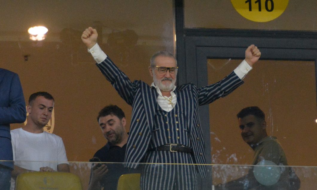 FCSB va începe play-out-ul din Liga 1 de pe prima poziție, însă cu un nou antrenor pe bancă